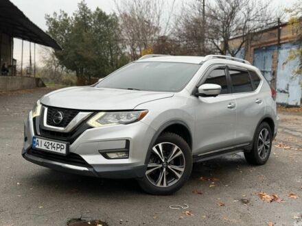 Серый Ниссан Rogue, объемом двигателя 2.5 л и пробегом 170 тыс. км за 12999 $, фото 1 на Automoto.ua