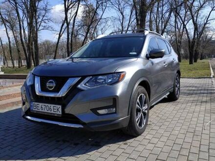 Ниссан Rogue 2019 в Николаеве на Automoto.ua Серый Ниссан Rogue, объемом двигателя 2.49 л и пробегом 26 тыс. км за 18350 $, фото 1 на Automoto.ua