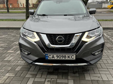 Серый Ниссан Rogue, объемом двигателя 2.49 л и пробегом 74 тыс. км за 18900 $, фото 1 на Automoto.ua