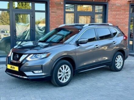Серый Ниссан Rogue, объемом двигателя 0 л и пробегом 65 тыс. км за 17000 $, фото 1 на Automoto.ua