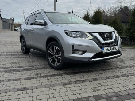 Серый Ниссан Rogue, объемом двигателя 2.49 л и пробегом 136 тыс. км за 17500 $, фото 1 на Automoto.ua