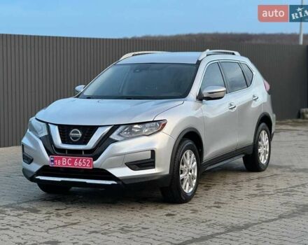 Серый Ниссан Rogue, объемом двигателя 2.5 л и пробегом 167 тыс. км за 14200 $, фото 1 на Automoto.ua