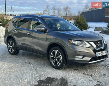 Серый Ниссан Rogue, объемом двигателя 2.49 л и пробегом 42 тыс. км за 18500 $, фото 1 на Automoto.ua