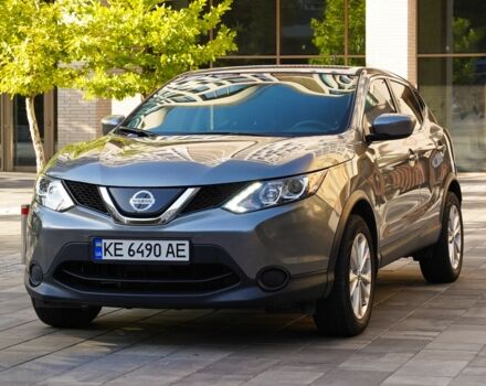 Сірий Ніссан Rogue, об'ємом двигуна 2 л та пробігом 115 тис. км за 16800 $, фото 1 на Automoto.ua
