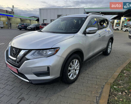 Ниссан Rogue 2019 в Киеве на Automoto.ua Серый Ниссан Rogue, объемом двигателя 2.5 л и пробегом 135 тыс. км за 14999 $, фото 1 на Automoto.ua