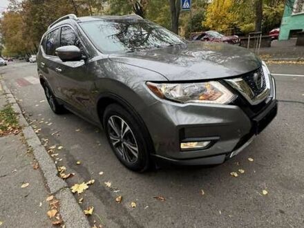 Серый Ниссан Rogue, объемом двигателя 2.5 л и пробегом 141 тыс. км за 12300 $, фото 1 на Automoto.ua
