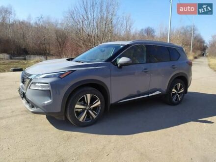Ниссан Rogue 2020 в Киеве на Automoto.ua Серый Ниссан Rogue, объемом двигателя 2.5 л и пробегом 16 тыс. км за 26500 $, фото 1 на Automoto.ua