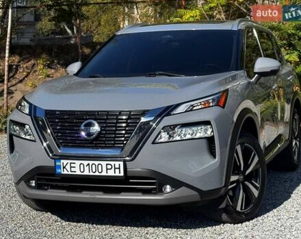 Серый Ниссан Rogue, объемом двигателя 2.49 л и пробегом 65 тыс. км за 28000 $, фото 1 на Automoto.ua