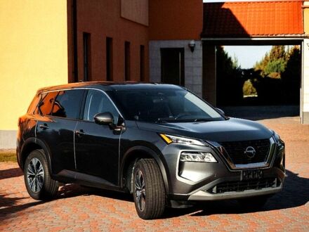 Серый Ниссан Rogue, объемом двигателя 2.5 л и пробегом 125 тыс. км за 23900 $, фото 1 на Automoto.ua