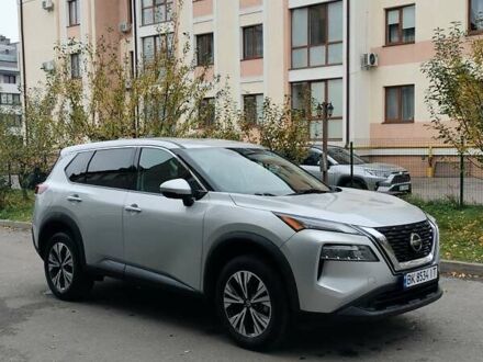 Серый Ниссан Rogue, объемом двигателя 2.49 л и пробегом 122 тыс. км за 21500 $, фото 1 на Automoto.ua