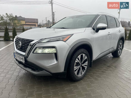 Серый Ниссан Rogue, объемом двигателя 2.49 л и пробегом 145 тыс. км за 22850 $, фото 1 на Automoto.ua