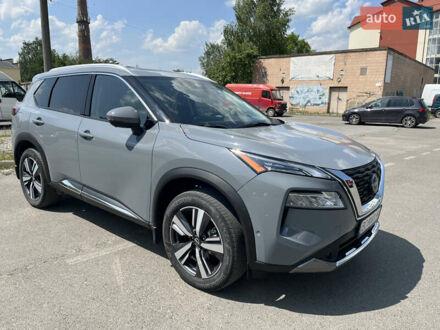 Ниссан Rogue 2022 в Тернополе на Automoto.ua Серый Ниссан Rogue, объемом двигателя 1.5 л и пробегом 34 тыс. км за 27300 $, фото 1 на Automoto.ua