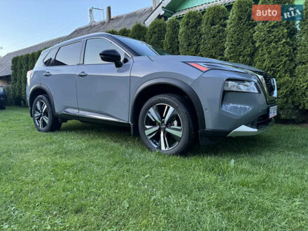 Сірий Ніссан Rogue, об'ємом двигуна 1.5 л та пробігом 32 тис. км за 28000 $, фото 1 на Automoto.ua