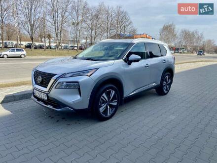 Серый Ниссан Rogue, объемом двигателя 1.5 л и пробегом 44 тыс. км за 24900 $, фото 1 на Automoto.ua