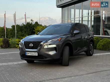Серый Ниссан Rogue, объемом двигателя 1.5 л и пробегом 22 тыс. км за 22500 $, фото 1 на Automoto.ua