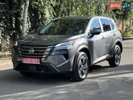 Сірий Ніссан Rogue, об'ємом двигуна 1.5 л та пробігом 60 тис. км за 25500 $, фото 1 на Automoto.ua