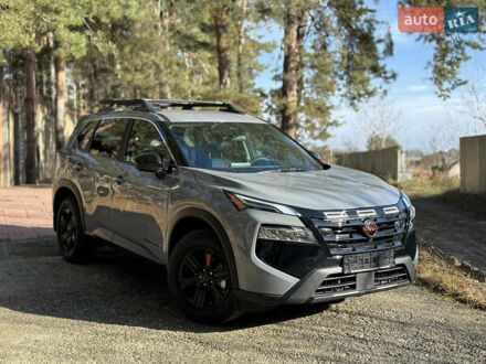 Сірий Ніссан Rogue, об'ємом двигуна 1.5 л та пробігом 6 тис. км за 26900 $, фото 1 на Automoto.ua