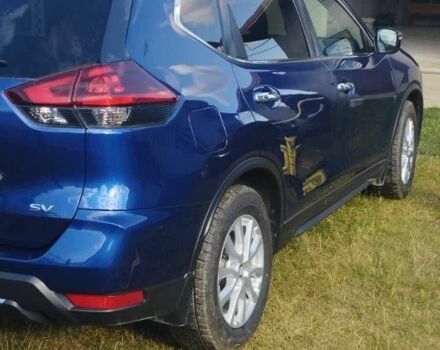 Синий Ниссан Rogue, объемом двигателя 2.5 л и пробегом 90 тыс. км за 17000 $, фото 3 на Automoto.ua
