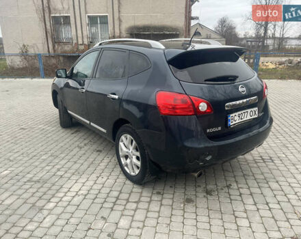 Синий Ниссан Rogue, объемом двигателя 2.49 л и пробегом 204 тыс. км за 7750 $, фото 4 на Automoto.ua