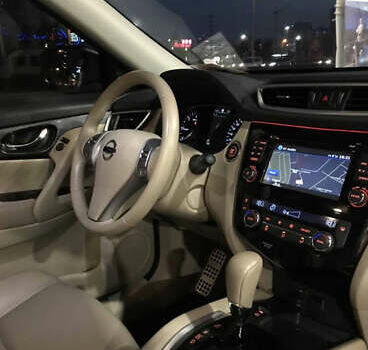 Синий Ниссан Rogue, объемом двигателя 2.5 л и пробегом 220 тыс. км за 12000 $, фото 2 на Automoto.ua