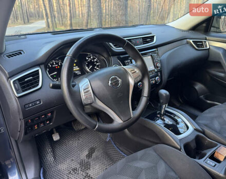 Синий Ниссан Rogue, объемом двигателя 2.49 л и пробегом 160 тыс. км за 12700 $, фото 4 на Automoto.ua