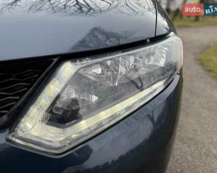 Синий Ниссан Rogue, объемом двигателя 2.5 л и пробегом 205 тыс. км за 12200 $, фото 10 на Automoto.ua