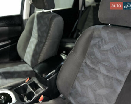 Синий Ниссан Rogue, объемом двигателя 2.49 л и пробегом 136 тыс. км за 13300 $, фото 69 на Automoto.ua