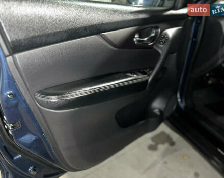 Синий Ниссан Rogue, объемом двигателя 2.49 л и пробегом 136 тыс. км за 13300 $, фото 60 на Automoto.ua