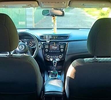 Синий Ниссан Rogue, объемом двигателя 2.5 л и пробегом 99 тыс. км за 15800 $, фото 3 на Automoto.ua