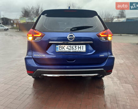 Синий Ниссан Rogue, объемом двигателя 2.49 л и пробегом 161 тыс. км за 12999 $, фото 4 на Automoto.ua