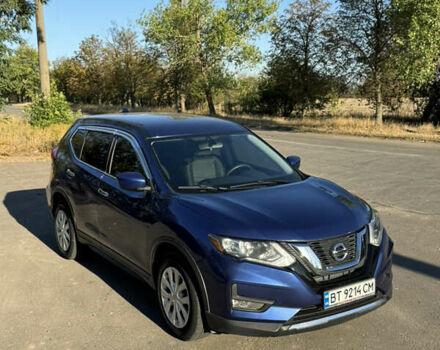 Синий Ниссан Rogue, объемом двигателя 2.49 л и пробегом 196 тыс. км за 12500 $, фото 4 на Automoto.ua