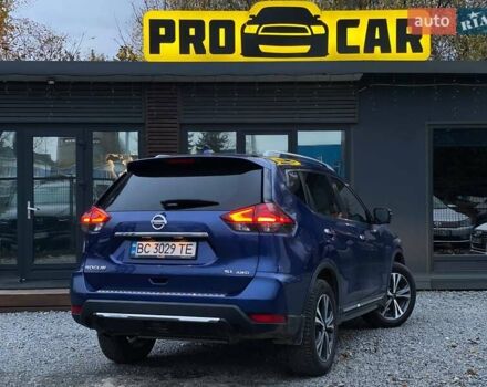 Ниссан Rogue 2017 в Львове на Automoto.ua Синий Ниссан Rogue, объемом двигателя 2.49 л и пробегом 137 тыс. км за 17500 $, фото 2 на Automoto.ua