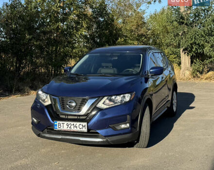 Синий Ниссан Rogue, объемом двигателя 2.49 л и пробегом 196 тыс. км за 12500 $, фото 1 на Automoto.ua
