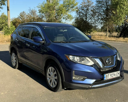 Синий Ниссан Rogue, объемом двигателя 2.49 л и пробегом 196 тыс. км за 12500 $, фото 3 на Automoto.ua