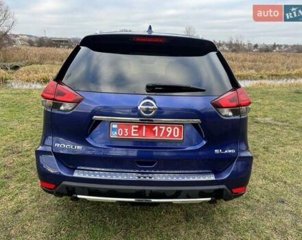 Синий Ниссан Rogue, объемом двигателя 2.49 л и пробегом 86 тыс. км за 17600 $, фото 4 на Automoto.ua