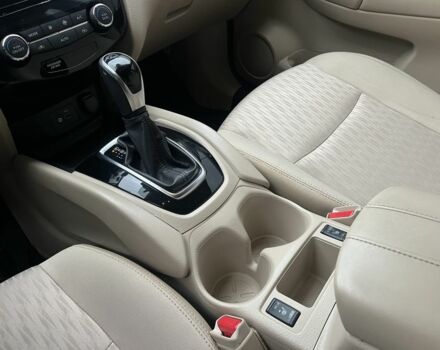 Синий Ниссан Rogue, объемом двигателя 2.5 л и пробегом 113 тыс. км за 15500 $, фото 15 на Automoto.ua