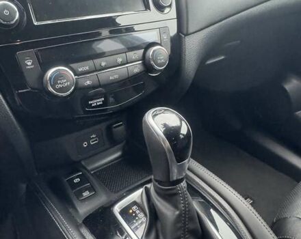 Синий Ниссан Rogue, объемом двигателя 2.49 л и пробегом 132 тыс. км за 17000 $, фото 13 на Automoto.ua