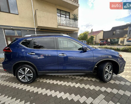 Синий Ниссан Rogue, объемом двигателя 2.49 л и пробегом 76 тыс. км за 19499 $, фото 2 на Automoto.ua
