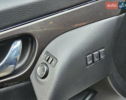 Синій Ніссан Rogue, об'ємом двигуна 2.49 л та пробігом 110 тис. км за 15500 $, фото 23 на Automoto.ua