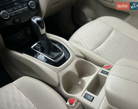 Синий Ниссан Rogue, объемом двигателя 2.49 л и пробегом 113 тыс. км за 15500 $, фото 19 на Automoto.ua