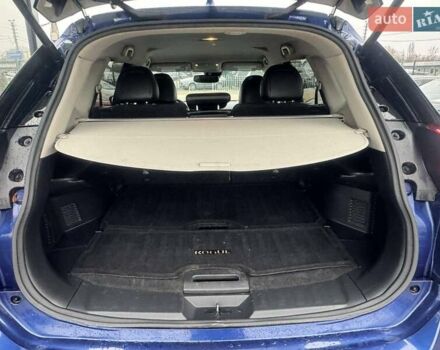 Синий Ниссан Rogue, объемом двигателя 2.49 л и пробегом 132 тыс. км за 17000 $, фото 7 на Automoto.ua