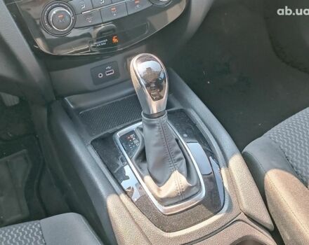 Синій Ніссан Rogue, об'ємом двигуна 2 л та пробігом 70 тис. км за 15490 $, фото 17 на Automoto.ua