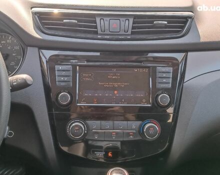 Синій Ніссан Rogue, об'ємом двигуна 2 л та пробігом 70 тис. км за 15490 $, фото 16 на Automoto.ua