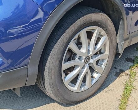 Синій Ніссан Rogue, об'ємом двигуна 2 л та пробігом 70 тис. км за 15490 $, фото 2 на Automoto.ua
