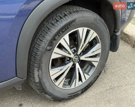 Синий Ниссан Rogue, объемом двигателя 2.49 л и пробегом 80 тыс. км за 19999 $, фото 9 на Automoto.ua