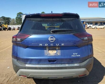 Синий Ниссан Rogue, объемом двигателя 1.5 л и пробегом 57 тыс. км за 5400 $, фото 5 на Automoto.ua