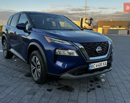 Синий Ниссан Rogue, объемом двигателя 1.5 л и пробегом 121 тыс. км за 19800 $, фото 2 на Automoto.ua