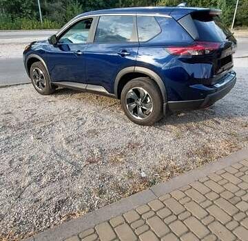 Синий Ниссан Rogue, объемом двигателя 1.5 л и пробегом 4 тыс. км за 24300 $, фото 4 на Automoto.ua