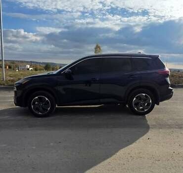 Синий Ниссан Rogue, объемом двигателя 1.5 л и пробегом 7 тыс. км за 23999 $, фото 4 на Automoto.ua