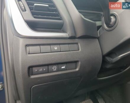 Синий Ниссан Rogue, объемом двигателя 1.5 л и пробегом 6 тыс. км за 25400 $, фото 17 на Automoto.ua